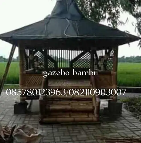 Gazebo Bambu di Bogor